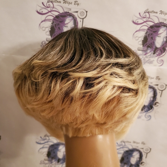 Custom wig - Picture 2 of 8